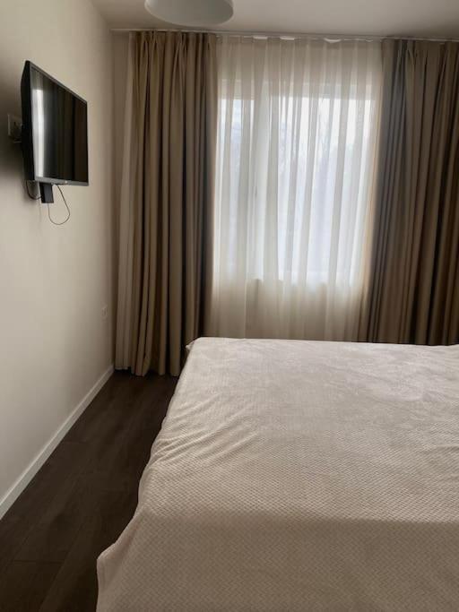 New Luxury Furnished Apartment - Beach, Varna Center & Fast Wi-Fi Luaran gambar